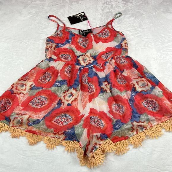 NWT LF Chandelier fuchsia and orange chiffon and crochet romper, size m - Picture 3 of 9